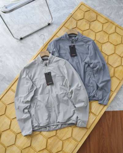 Lululemon 露露速干休闲运动立领皮肤衣夹克 会呼吸的科技面料