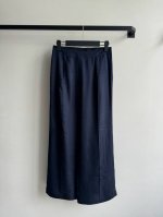 hermé*新款，高货！真丝裤，提花面料，定位剪裁，版型跟做工都是这个ＳＭＬ.