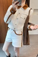 66110 miu 刺绣Logo牛仔套装 Miu系少女时髦穿搭 撞色包边牛仔夹克外套 H短款版型上身绝绝子 原胚牛仔洗水工艺复古风甜妹撞色麂皮绒包边 贴布刺绣字