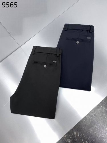 爆款：9565补单又到货 左右两侧做弹力腰 超舒服的面料 版型上身非常好看 颜色：黑色 蓝色 码数：29 -40