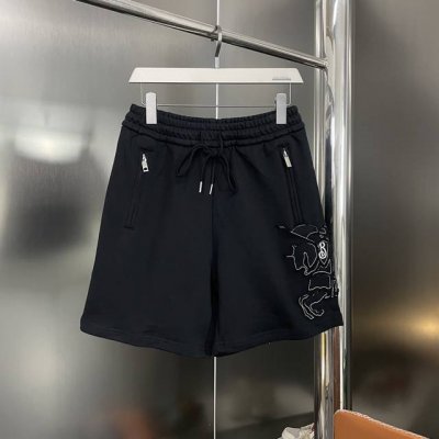 Burbberry巴宝莉2025Ss新款战马刺绣休闲短裤 原版面料高版本高品质 网红明星同款 定制400克重博鳞大卫衣面料 战马Logo刺绣 原版一比1 客供五