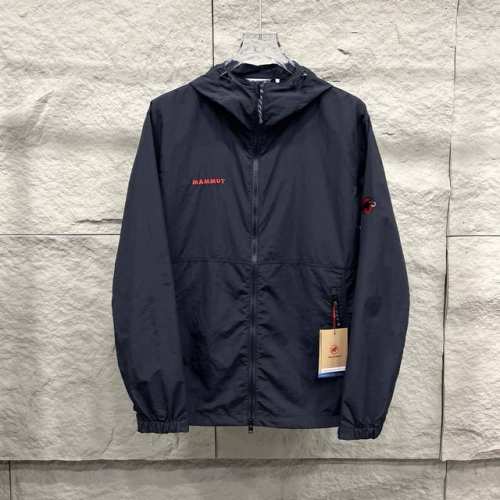 原单品质猛犸象红标刺绣限定风壳外套户外运动休闲防晒服 面料采用聚酯纤维防刮防泼水，正品打板系列完美复刻 前襟Ykk Vislon双向拉链设计,操作顺畅 经典Ma