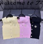 新品上线 款号:28886# #香香胸针坑条纯色马甲
