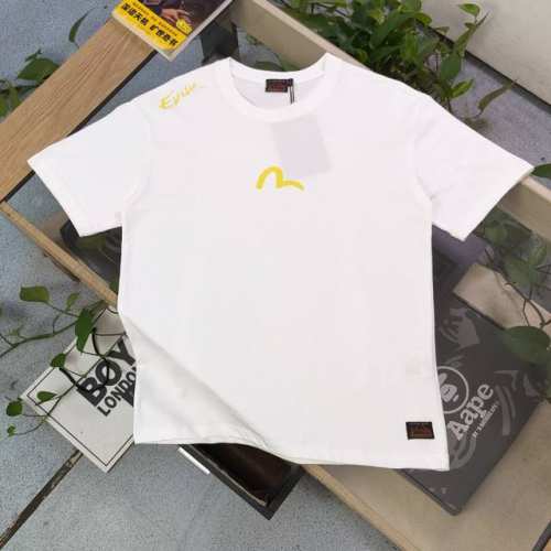 上新 款号：F673 2025新款Evisu福神鲤鱼跃龙门大M图案Logo字母印花休闲情侣短袖T恤，经典永远不会过时、人手必备款，230G纯棉精梳棉不起球不起毛
