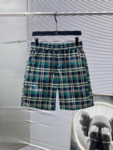 巴宝莉 Burberry 2025Ss夏季新款 休闲 短裤，高端版本！专柜定制面料 透气舒适度高，细节无可挑剔，品牌元素设计理念，体现高品质。手感细腻柔软！呈现