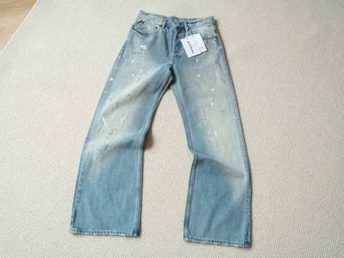 新色神裤 强推 Acne Studio 浅蓝色 Acne M A字版型Vintage牛仔裤 颜色：浅蓝色 尺码：29 30 31 32 33 尺码表 29码：腰