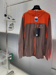 鸟家 Squamish男女同款Hoody防晒衣皮肤衣风壳透气防风 25年夏季新品情侣款跑步系列运动健身夜跑夏季透气梭织上衣外套 机能薄型夹克小冲锋衣皮肤衣防晒衣