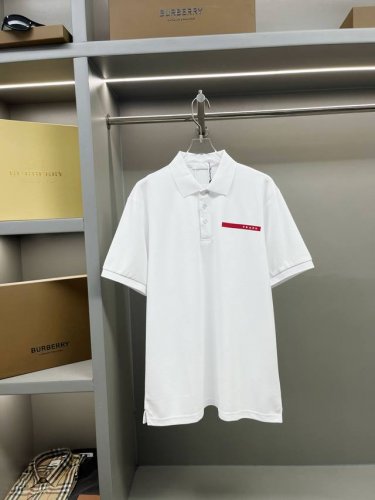 prada 普拉达 立体胶字母新款polo衫 原版面料 官方同款 采用210克纯棉珠地面料，定制 同缸染面料 手感非常舒服爽滑 版型挺阔有型 一线品牌代工厂p出