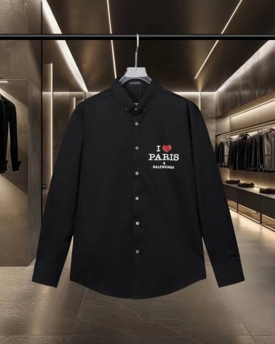 balenciaga 巴黎 爆款来袭 情人节限定标语Iparis爱心Logo印花 效果紫外线吸收可夜光荧光~ 2025Ss官网新款长袖 衬衫 衬衣，精美Logo