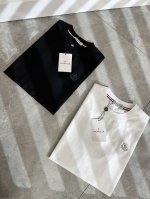 p200 Moncler蒙家 2025春夏最新款男士贸易订单短袖T恤，全品相！！网红款！采用Logo图案压胶设计！上身舒适透气，不僵硬，整体有着丰富的立体感，品