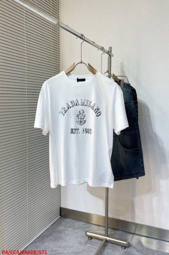 L571 paprada 2025Ss米兰十字徽标印花短袖T恤，260克100％纯棉双纱汗布面料，面部无尘烧毛工艺 底部吸毛 环保活性染，同缸定染特种加粗32支