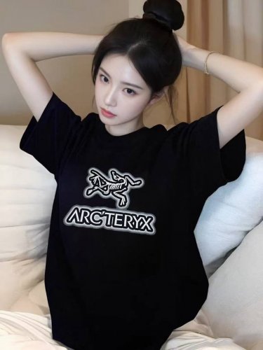 2025S夏季新品Arc‘ Teryx始祖鸟年轻时尚短袖T恤 男女同款 面料采用客供32支高捻精棉双纱240G超爽面料 百分之百纯棉 保证不含假棉！精棉！定制定