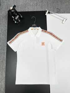 Hermes 爱马仕 刺绣新款Polo衫 原版面料 原版订制辅料 官方同款 采用210克丝光珠地棉，定制 同缸染面料 手感非常舒服爽滑 版型挺阔有型 一线品牌代