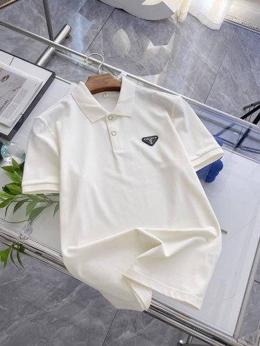 普拉达25Ss新款春夏短袖翻领T恤Polo，最高版本客供定制高端朱地面料简单时尚款，拼色螺纹超级好看！经典Logo简单大方的款式！满满的高级感，四季可穿。简欧风