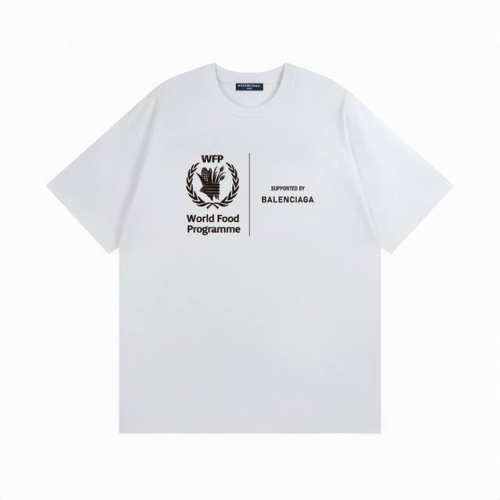 巴黎世家Balenciaga 玉米麦穗字母印花短袖百搭T恤短袖情侣款 面料：重磅双纱300G纯棉新疆长绒棉越洗越有质感穿上去不松垮不起球不掉色。 克重：绝对用料