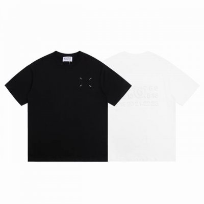 1918# 26支270克重磅双纱棉面料 定制凹凸字母铜版压花图案。 尺码S M L Xl