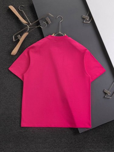 Loewe 罗意威 高版本 微宽版型S-Xl 罗意威25Ss 新品官网同步发售 胸前经典双拼色万针刺绣简约字母 贴布镂空大标刺绣多重重工艺 男女同款 短袖不在千