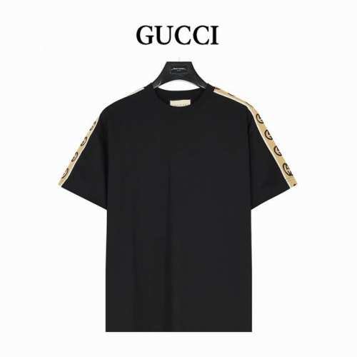 本地自取180（支持放店） gucci/古驰 肩部侧边双G织带短袖T恤 夏季渠道限定新款 简约又不失风格的复古品牌标识， 夏日炸街酷毙了 情侣气质款的杏色+黑色