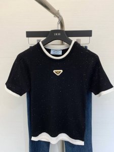 夏季新款 倒三角 圆领针织短袖 定制面料透气 设计修饰点缀 上身高级氛围感 码数