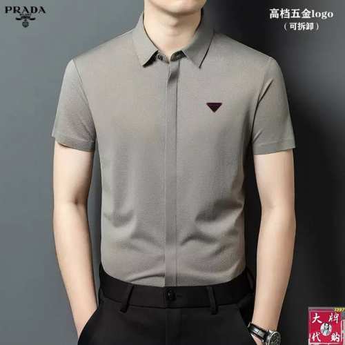 Prada 普拉达 新款高版本翻领短袖 . 原单品质 贸易公司订单款 质感舒适百搭可随意搭配 经典Logo标示 版型立体剪裁 舒适透气 码数：M-3Xl