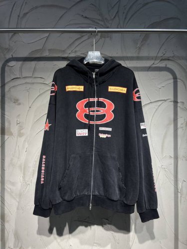 balenciaga新款巴黎世家Blcg 2025Ss 印花字母双环早春新款经典双环印花磨洗水运动套装 连帽外套 短裤 重工Logo集合印花 纯手工定位磨破 电