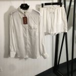 款号20252805 Loro Piana Lp新款亚麻套装，简约Logo刺绣口袋清凉夏季透气长袖衬衣+休闲短裤，白色，蓝色，粉红色，红色，咖啡色，Sml， M