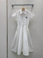 miu Mi* 2025Ss新款 设计感拉满的绝绝子衬衣裙！时髦低调气质又奢华高级！版型百搭不挑人，做工品质看细节。白富美必入！强烈推荐。Sml S后中长116