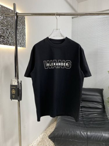 高品质Alexandderwang-亚历山大王新款短袖 爆款爆款！白色珍珠压花工艺 面料采用优质柔软布料 上身效果杠杠好看！Oversize版型 休闲慵懒兼备时
