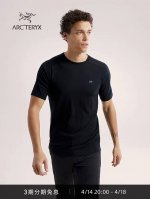 Arc'teryx始祖鸟 户外纯色圆领透气速干男子短袖T恤，短袖圆领衫轻薄柔软，吸湿排汗而速干。 立体剪裁，修身款式，弹性面料可以随身体自如运动，贴身纤维可以让