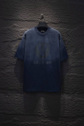 款号:C014 Lulu家 专供直播改标款 重磅300克重 百分百棉 喷砂做旧工艺 采用进口原料厚版印 颜色:喷砂黑 喷砂蓝 尺码:S M L Xl