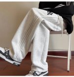 Mlb洋基队褶皱直筒裤高质量百搭长裤情侣款 硬货 高密度面料！ 华棉复合面料柔软升级 选质量看我家！让你穿上不仅有温度还有风度！ 表层华棉复合面料 不粘毛 耐磨