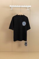 挂拍图-顶级版本！ Ch克家梵文十字架重工印花T恤！ 克罗家的每一款真的是绝绝子 每一件都是背影杀这件皮标设计真的很酷 皮标加上银饰设计使整件衣服锦上添花 整件