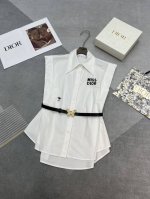高品质Dior2025夏季翻领无袖腰带衬衫胸前Miss绣花Logo搭配金色蝴蝶腰带纯棉面料百搭单品高品质白色Sml
