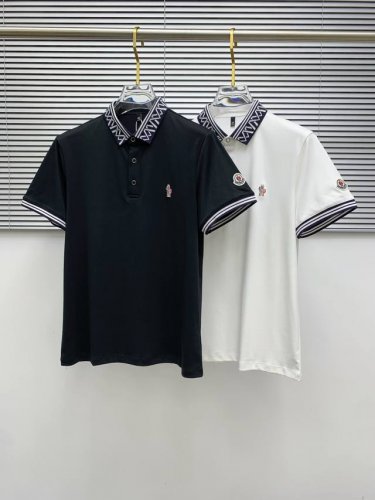 蒙口25Ss新款春夏短袖翻领T恤polo 最高版本客供定制高端朱地面料简单时尚款 螺纹拼色螺纹配色超级好看 经典Logo简单大方的款式 满满的高级感 四季可穿