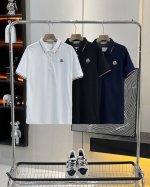 蒙口25Ss夏季新款胸前刺绣小Logo翻领polo短袖T恤 三色选 男女同款 情侣可搭 店主强烈推荐 采用高品质纯棉针织面料 上身舒适透气不闷热 简约百搭不挑人