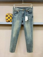 Gucci古奇 原单牛仔裤 2025新品，原版牛仔裤 原版重工打造，品牌经典Logo设计，三标齐全！原版五金辅料。专柜定制牛仔面料，完全对版专柜，欢迎专柜试穿后