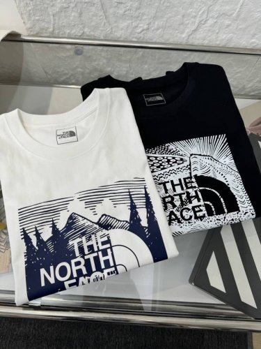 the North Face 北面 25Ss Tnf森林元素印花情侣短袖T恤 小红书热门爆款，明星网红同款穿搭，男女日常通勤穿搭必备单品！ 高品质260克高克重