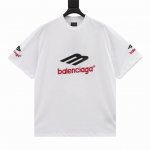 Balenciaga 巴黎世家 斜体M字母榻榻米刺绣 精纺棉面料、榻榻米刺绣、黑色洗水做旧、圆领宽松版型、全套辅料配备！采用特定重磅16S精棉平纹针织面料，23