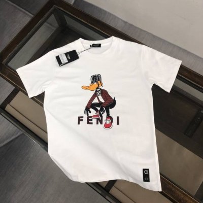 纯棉水洗不变形 fendi 芬迪 新款上市 专柜系列纯棉T恤 260克定制棉 面料柔软舒适 全新设计灵感 极具时尚代表性 精致印花Logo设计 手感舒适透气 极