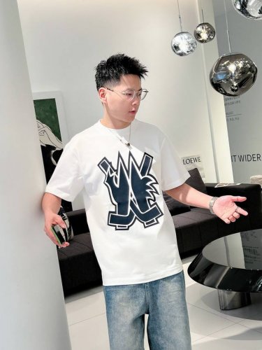 mon* 25 Ss春夏新款棉质圆领短袖T恤 前印花品牌标识 优质纯棉面料定制 标准版型 男女同款 码数：S M L Xl Xxl