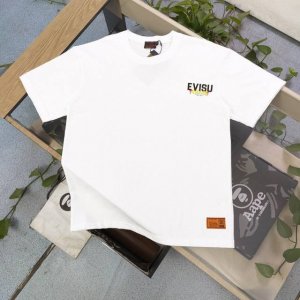上新 款号：F645 2025新款Evisu福神不倒翁亿万两图案Logo印花休闲情侣圆领短袖T恤，经典永远不会过时、人手必备款，230G纯棉精梳棉不起球不起毛，