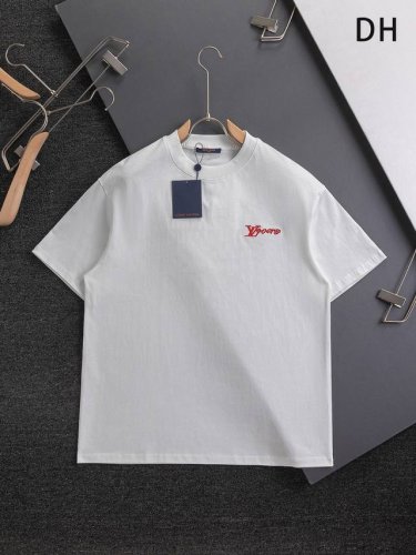 Louis Vuitton 路易威登 1V 驴家 微宽版型S-Xl 25Ss Lv 新品专柜走秀款 胸口字母刺绣 后幅字母大Logo刺绣 男女同款 短袖不在千篇