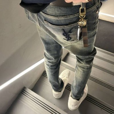 款号K58 秋季爆款 Saint Laurent Slp 圣罗兰专柜新品牛仔裤！ 圣罗兰家顶级用料超柔高棉水洗牛仔面料！每一件水洗费用高达常规工艺三倍之多，触感