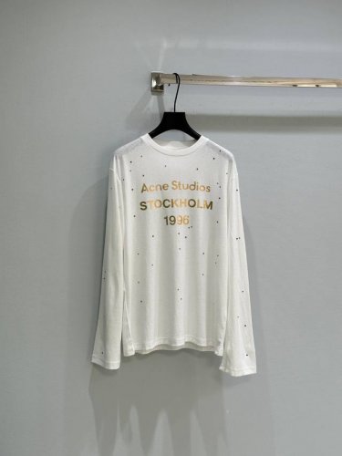 25Ss早春上新！钉钻黑色闪亮点缀做旧1996长袖，胸前金标字母Logo 休闲慵懒更精致了~大爱上面新加的钻和金色的字，宽松慵懒风，男女同款！现货供应白色Sml