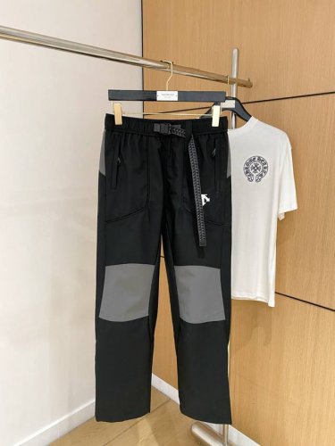 ss春夏 迪桑特爆款来袭！纯色休闲裤，特供面料. 公务员 上班族 广谱人群均可.全套最新款吊牌 延用Milano经典主唛！原汁原味的意大利制造风味！一体化锁边包