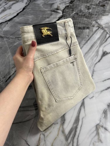 Burberry 巴宝莉 阔腿裤 2025春夏爆款 B家原单男士时装款定制 25Ss春夏顶级男士时尚阔腿裤牛仔裤 品相到位做工精细程度堪称一流 所向披靡挑战业界