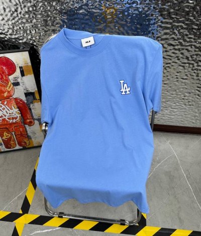 Mlb 高版本Mlb2025夏季新花印花休闲宽松情侣款 短袖T恤999 细节:版本一比一复刻，吊牌 领标 水洗。 面料：采用40织双纱280克面料，原版1:1高