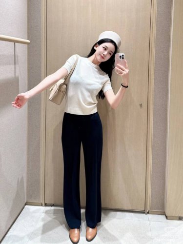 上身真的好舒服，很轻盈透气 25035#