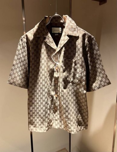 Gucc*古家 2025春夏最新款男女同款牛仔套装，男女同款！贸易公司渠道稀出，同步官网发售 ！ 新时尚元素设计！全景标识Logo设计！为全新系列注入满满活力，