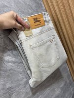 burberry 巴宝莉 2025春夏新品 三标齐全 牛仔裤 好货不用过多介绍 看细节 专柜码数：29-38 175 140上身32码